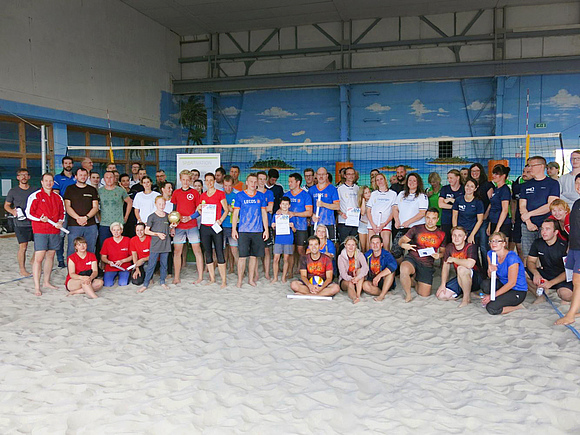 Alle Mannschaften beim Beachvolleyball-Firmen-Cup 2018